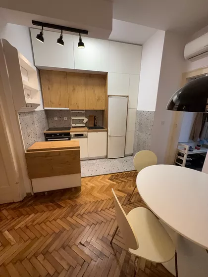 Ivana Đaje | 4zida.rs