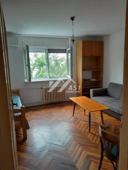 PUSKINOVA | 4zida.rs