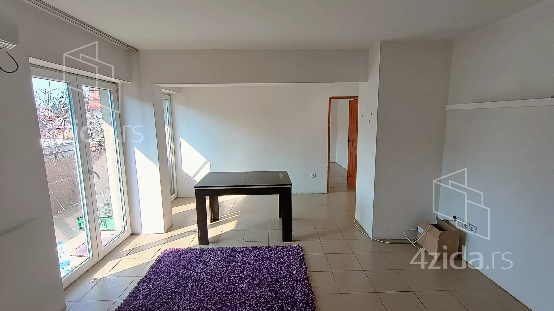 Dvoiposoban stan | 4zida