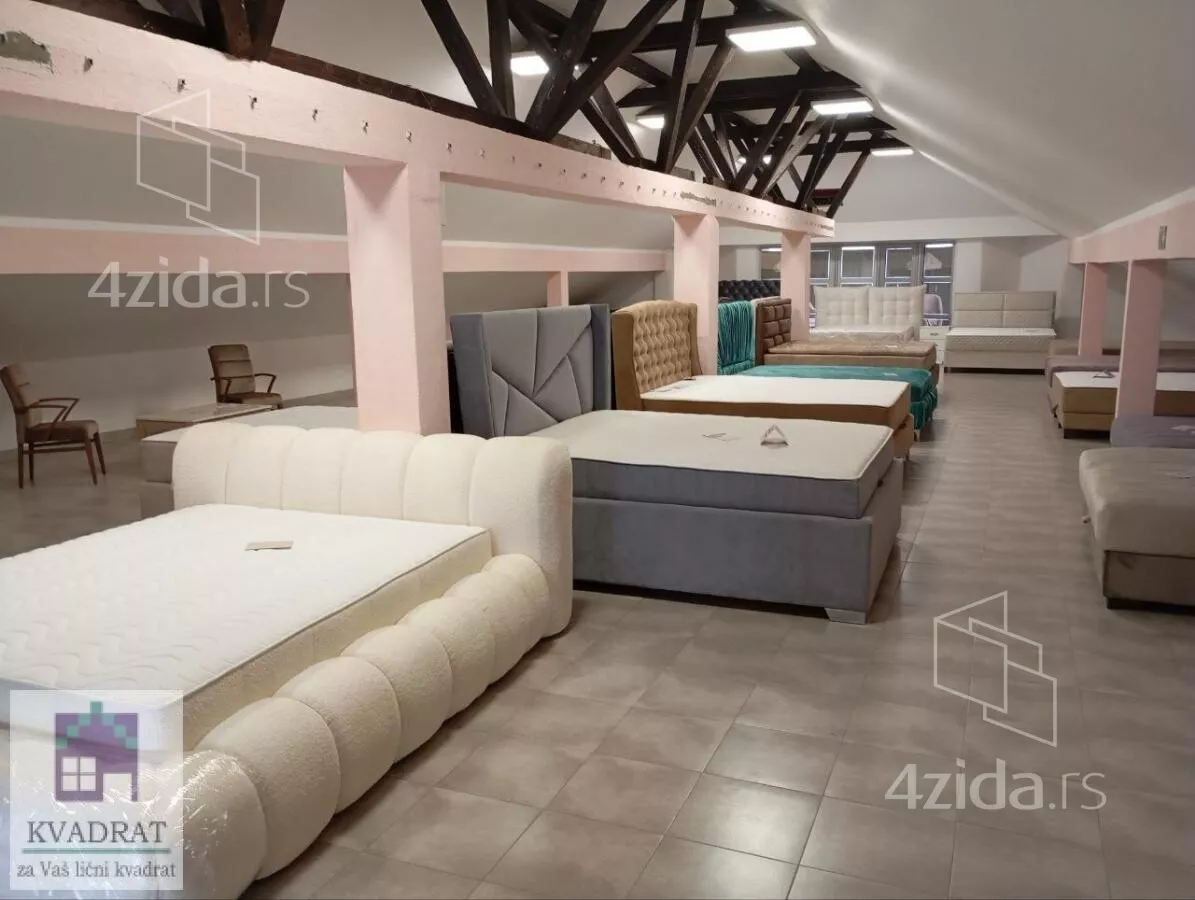Lokal | 4zida
