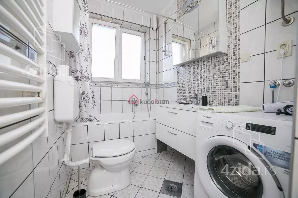 Troiposoban stan | 4zida