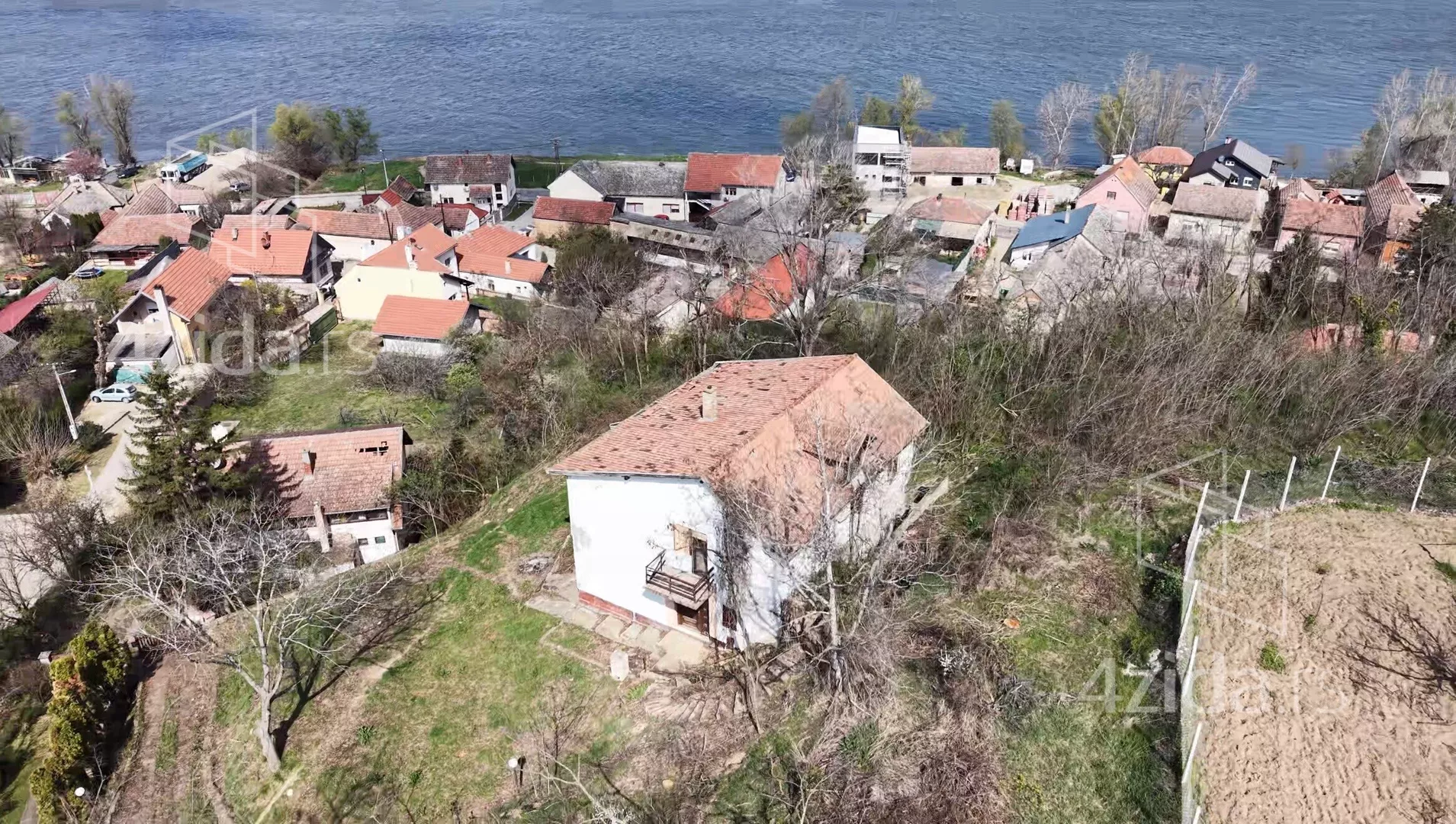 Građevinsko zemljište | 4zida