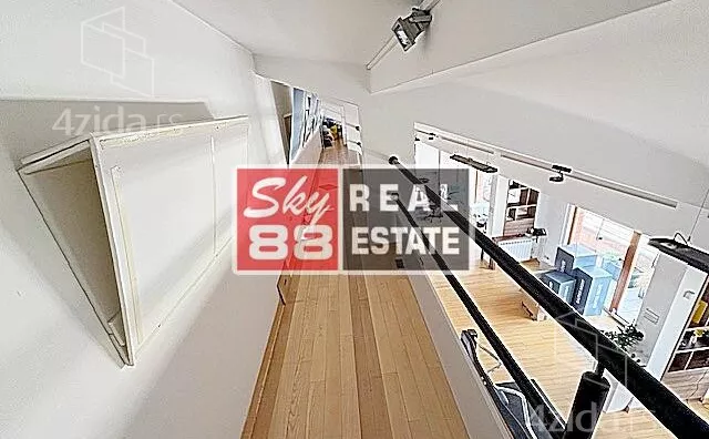 Šestoiposoban stan | 4zida