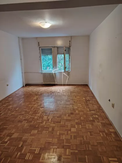 Vladimira Tomanovića | 4zida.rs