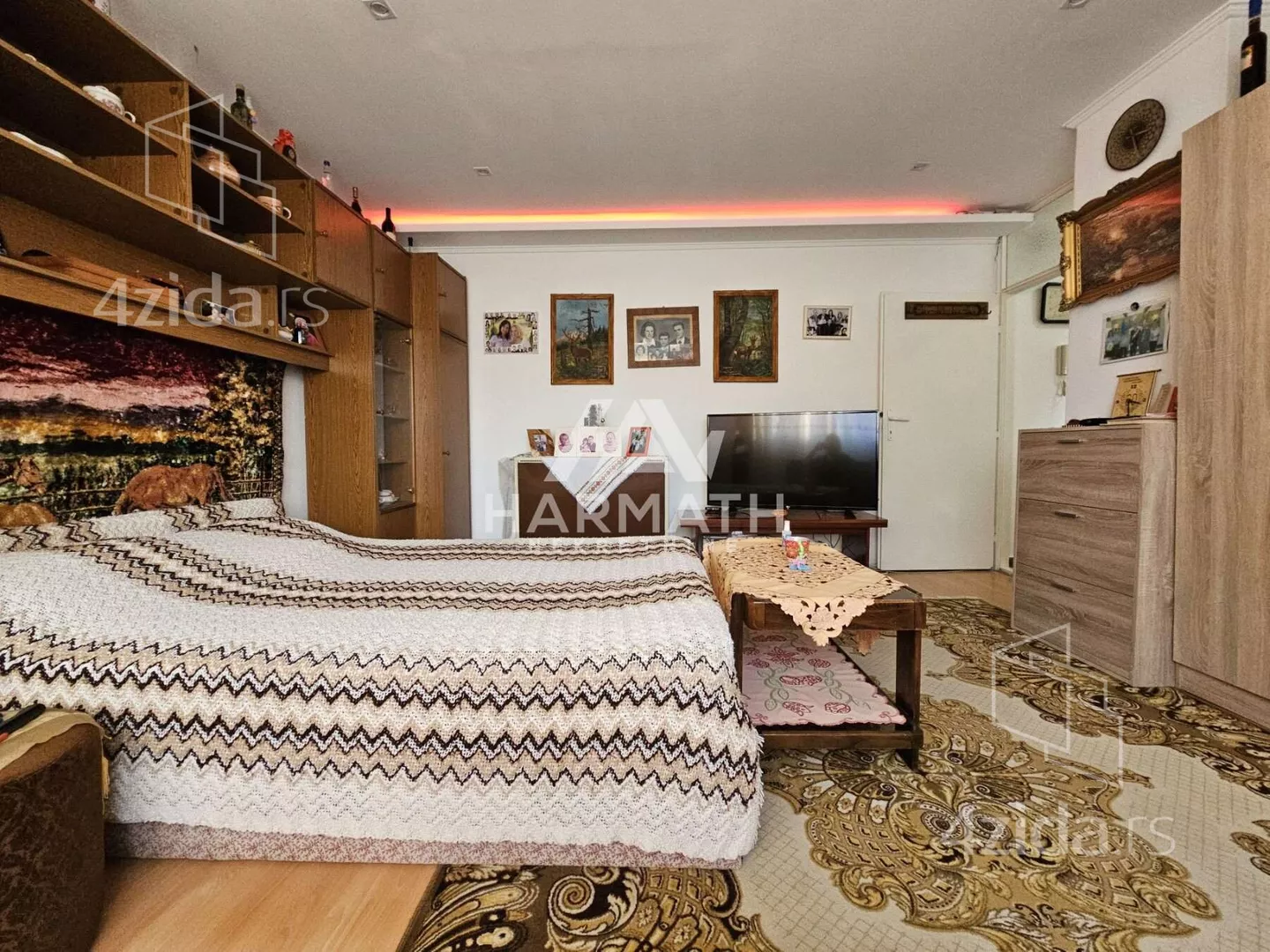 Jednoiposoban stan | 4zida