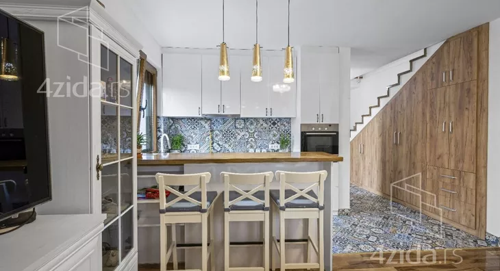 3-etažna kuća | 4zida