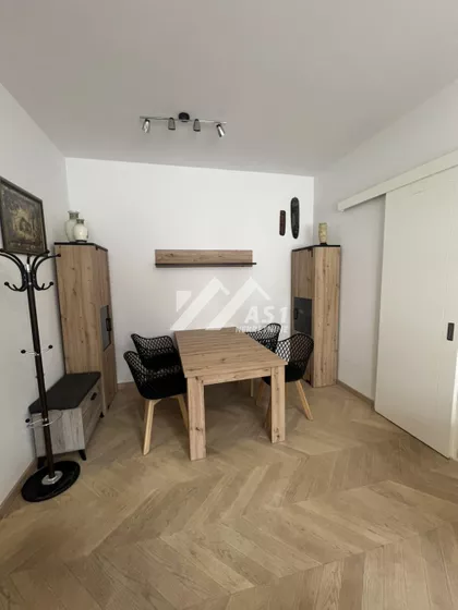 Lovćenska | 4zida.rs