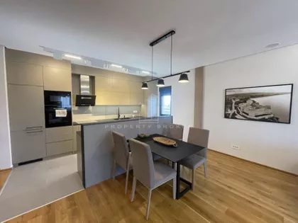 Dragačevska | 4zida.rs