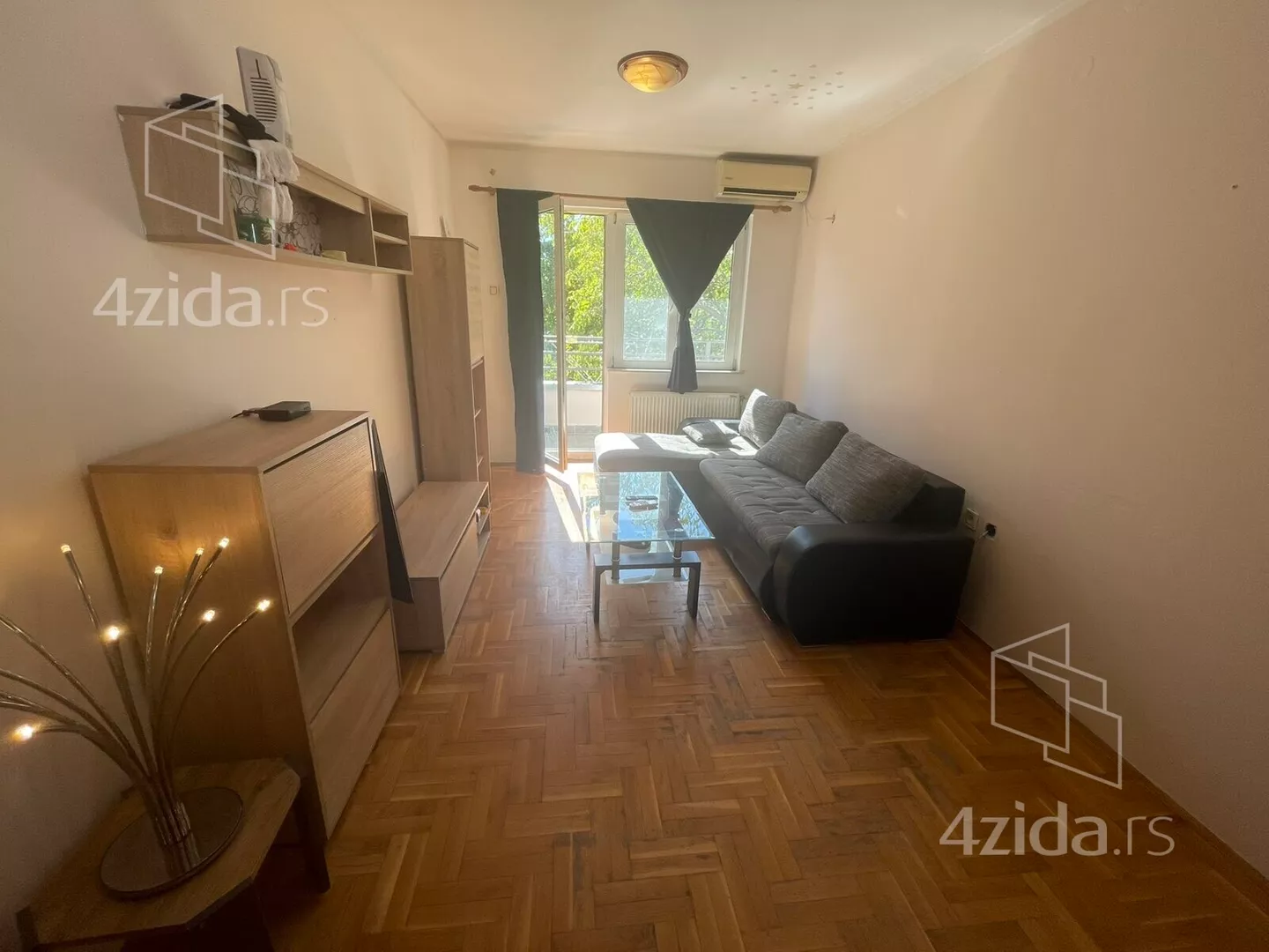 Garsonjera | 4zida