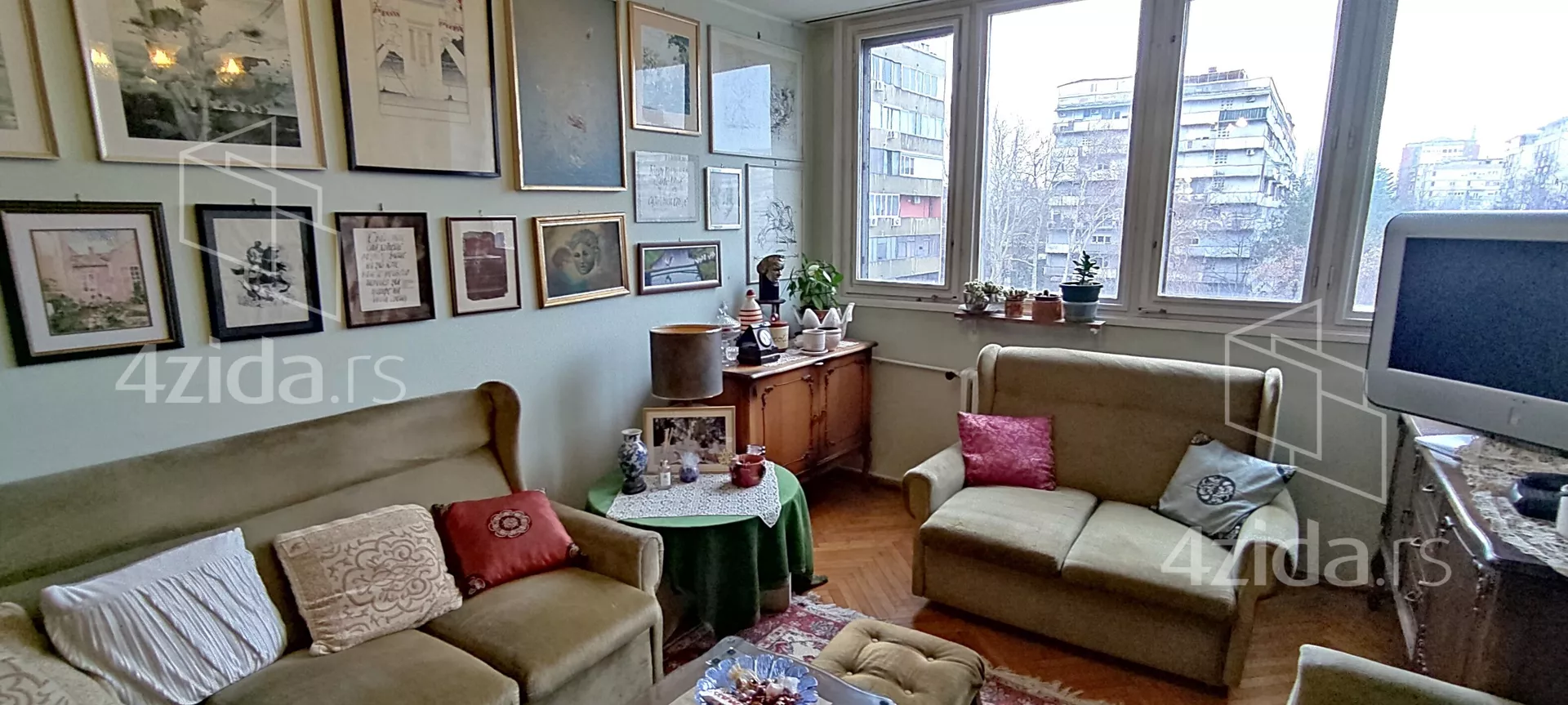 Trosoban stan | 4zida