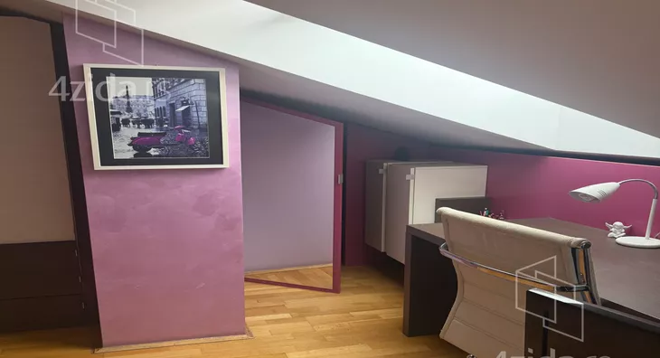 Četvoroiposoban stan | 4zida