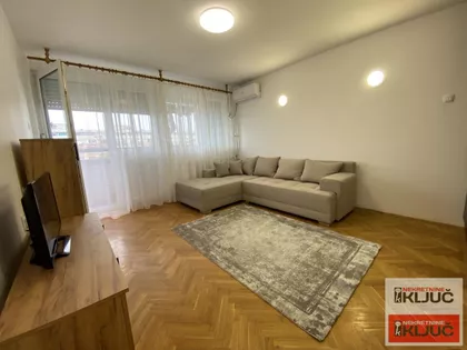 Bulevar Oslobođenja | 4zida.rs