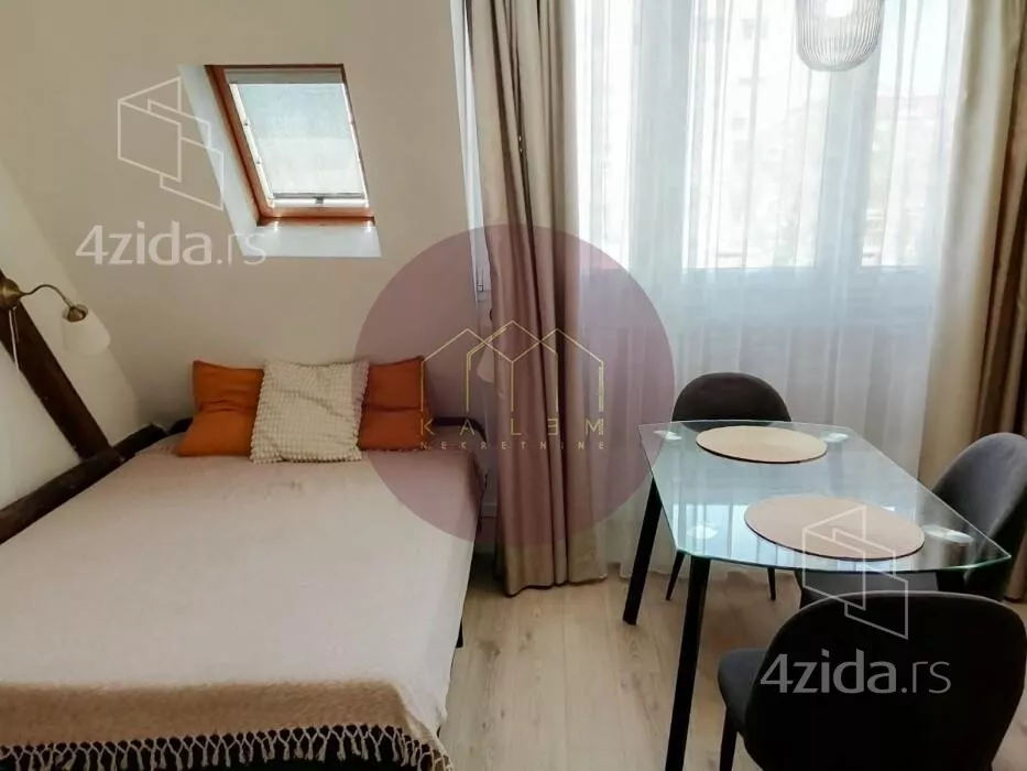 Garsonjera | 4zida