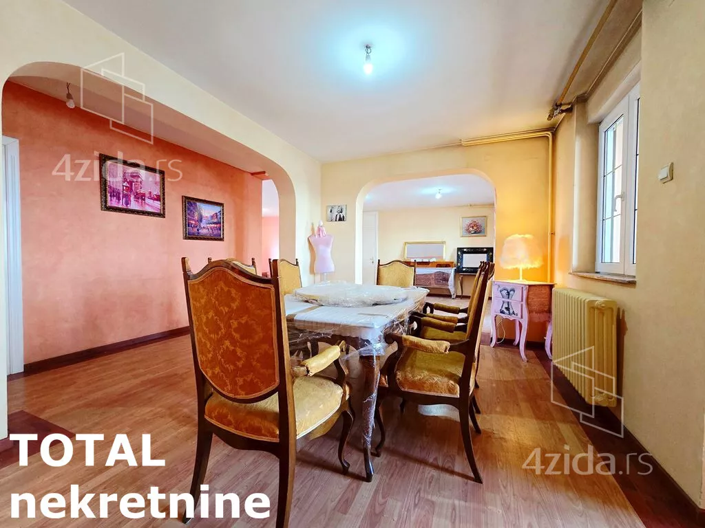 Petosoban stan | 4zida