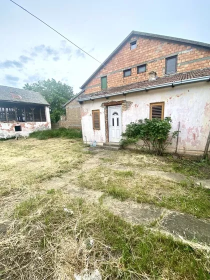 Samoš | 4zida.rs
