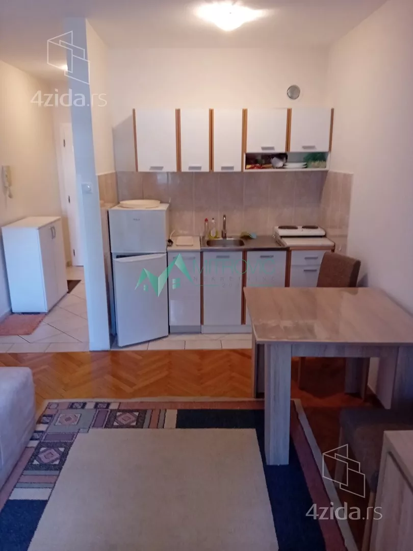 Garsonjera | 4zida