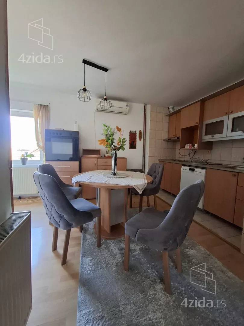 3-etažna kuća | 4zida