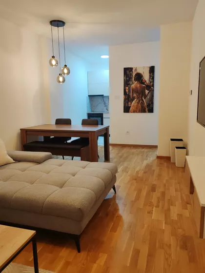 Rumenački Put | 4zida.rs