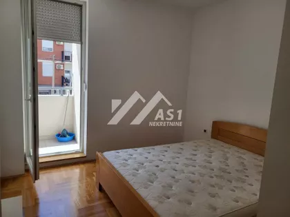 Janka Čmelika | 4zida.rs