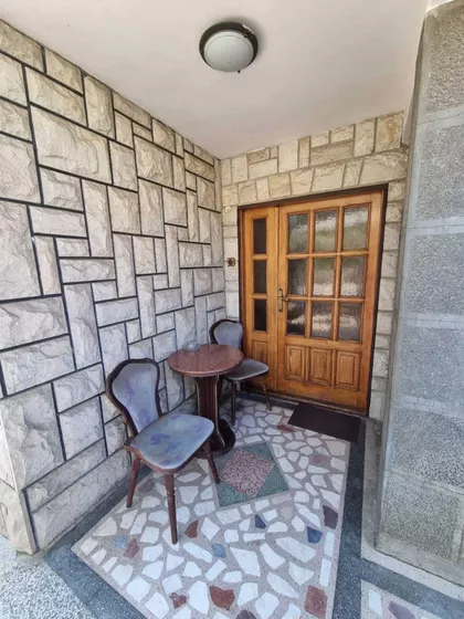 Poštanska 44 | 4zida.rs