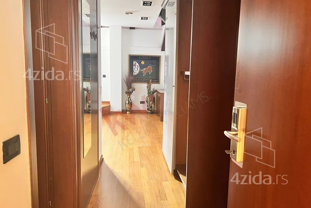Kancelarija | 4zida