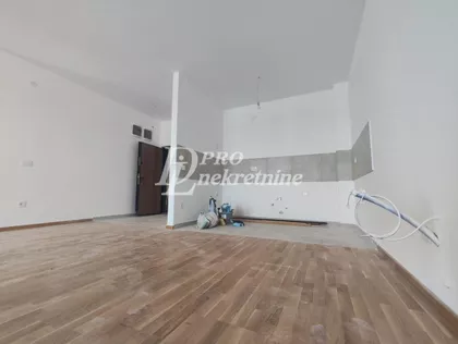 Pregrevica | 4zida.rs