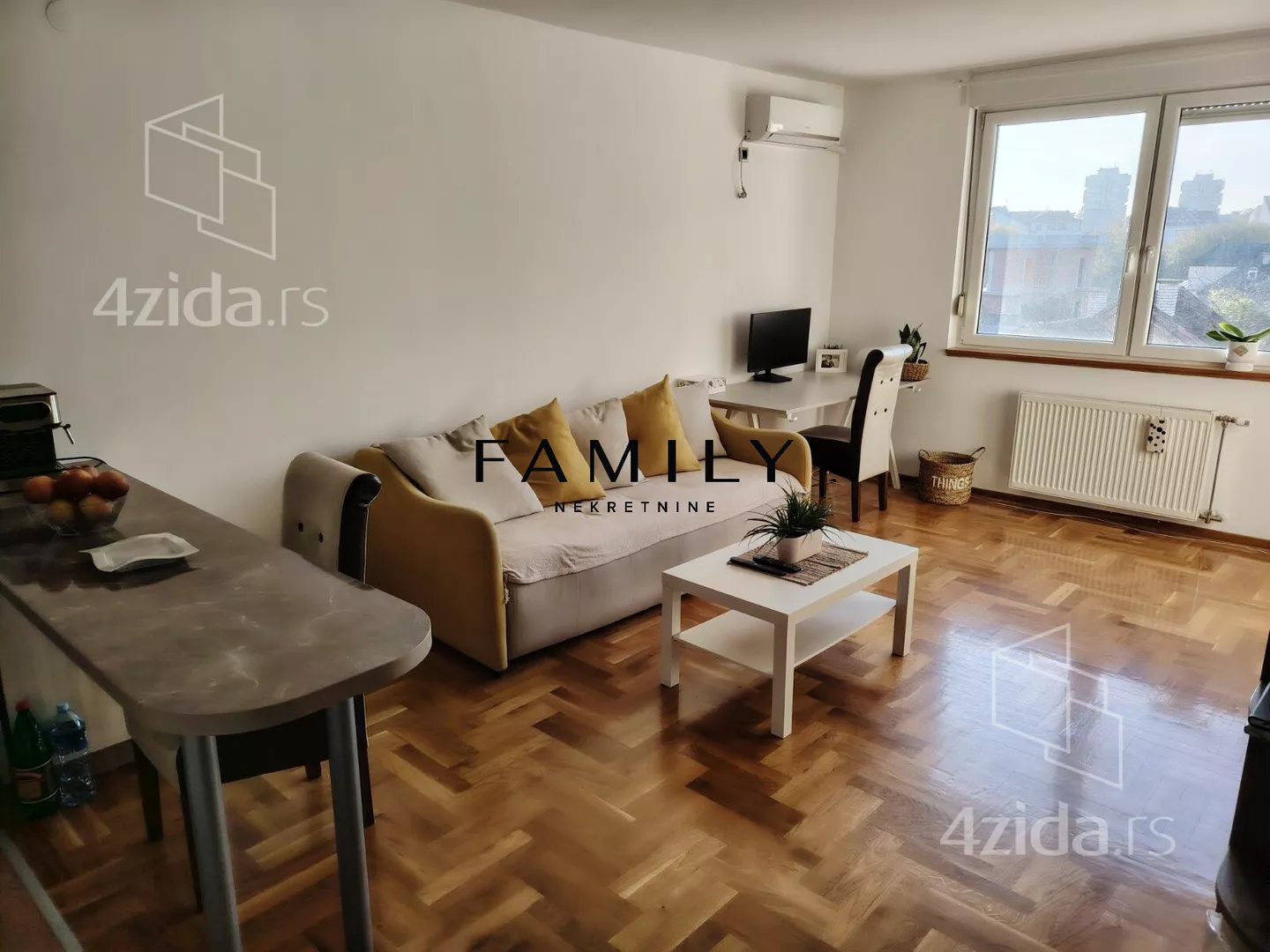 Jednoiposoban stan | 4zida