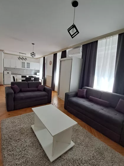 Čuburska 12A | 4zida.rs
