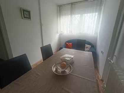 Karla Soprona | 4zida.rs