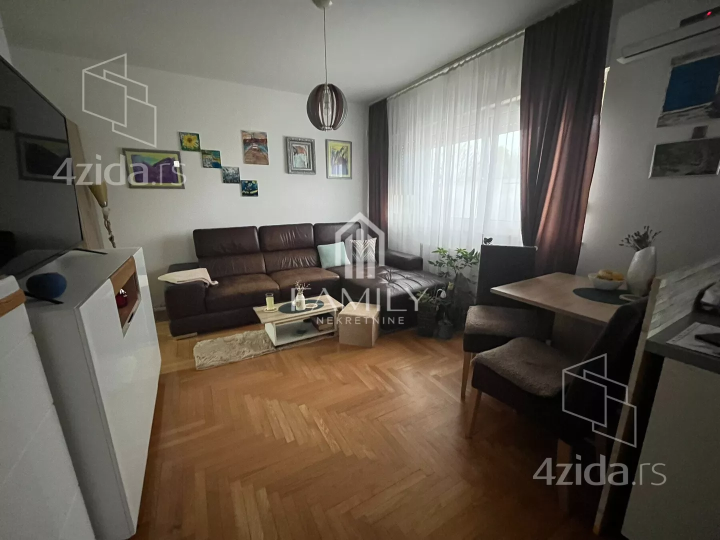 Dvoiposoban stan | 4zida