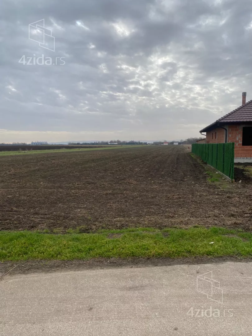 Građevinsko zemljište | 4zida
