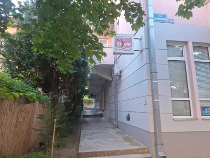 Janka Veselinovića 35 | 4zida.rs