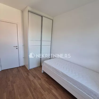 Vojvođanska | 4zida.rs