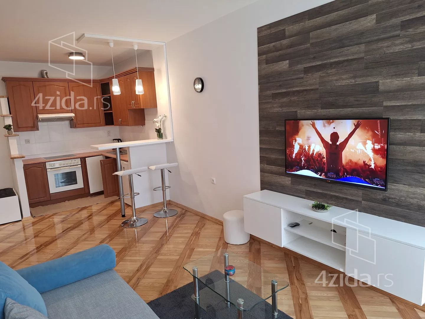 Jednoiposoban stan | 4zida