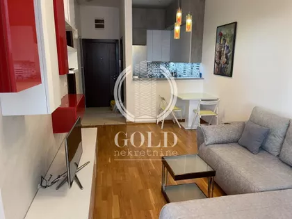 Bulevar oslobođenja | 4zida.rs