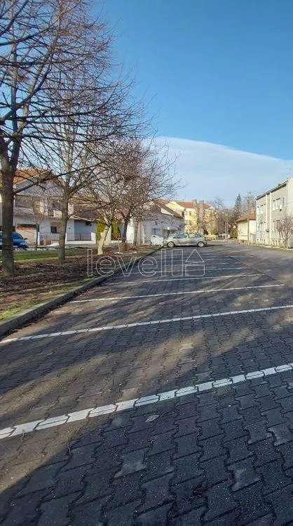 Gradske lokacije | 4zida.rs