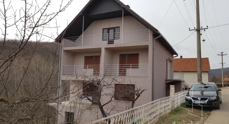 3-etažna kuća | 4zida