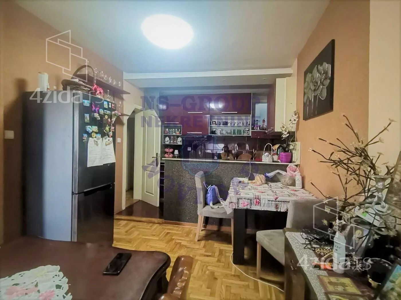 Troiposoban stan | 4zida