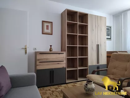 RADNIČKA | 4zida.rs