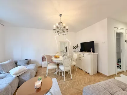 Petra Lekovića | 4zida.rs