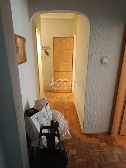 Braće Srnić | 4zida.rs