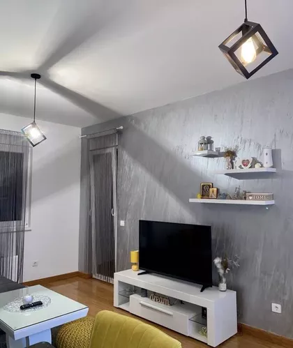 Svetozara Radojčića bb | 4zida.rs
