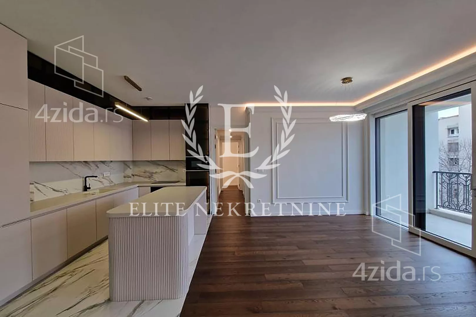 Petosoban stan | 4zida