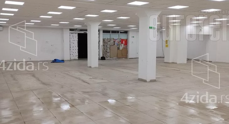 Poslovni prostor | 4zida