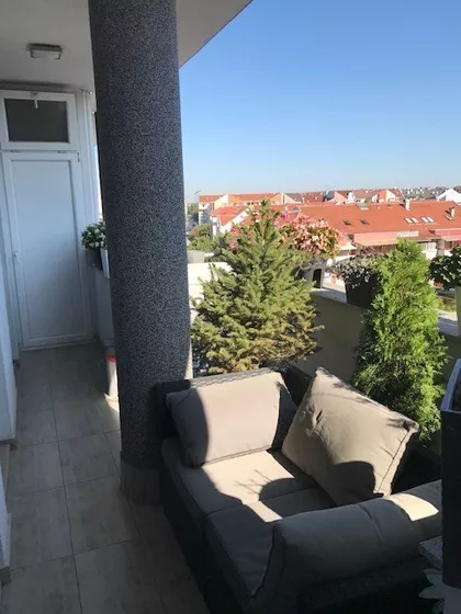 Branka Bajića 9 | 4zida.rs