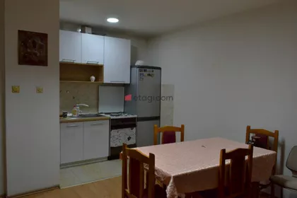 Crveni Krst | 4zida.rs