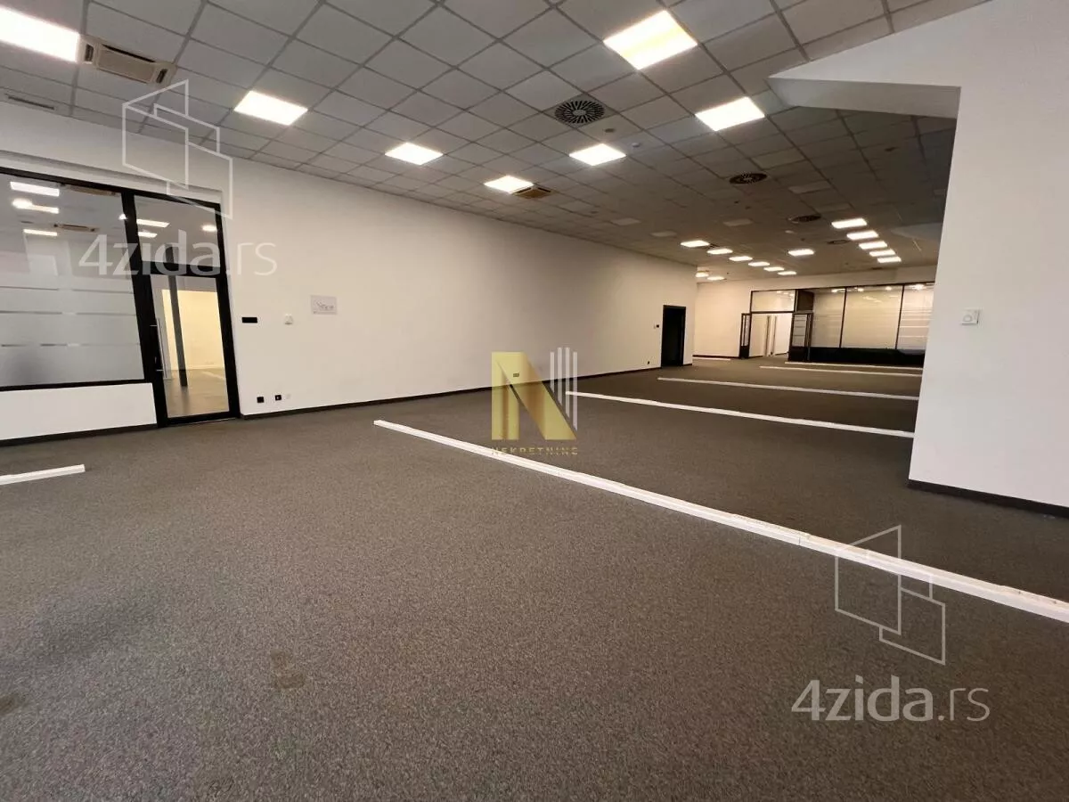 Poslovni prostor | 4zida