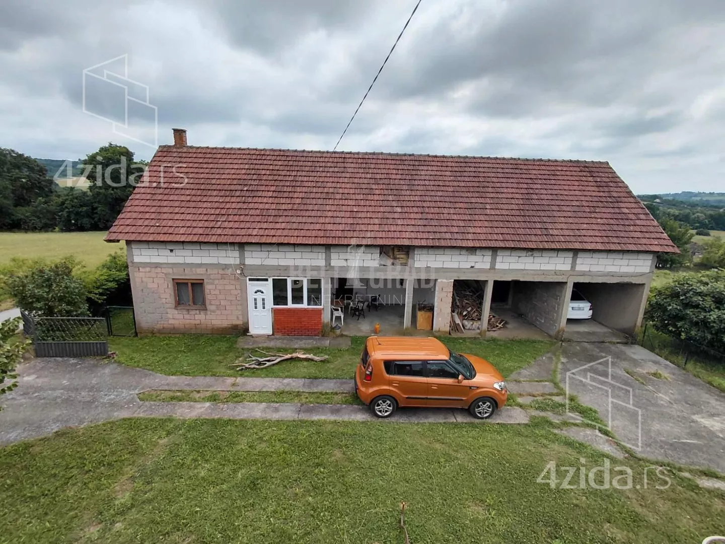 Plac | 4zida