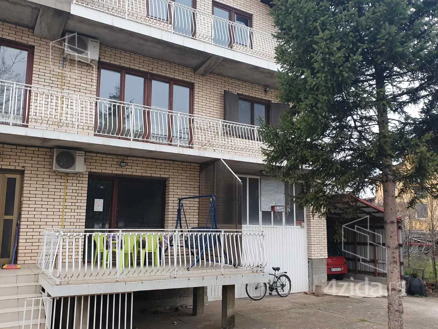 3-etažna kuća | 4zida