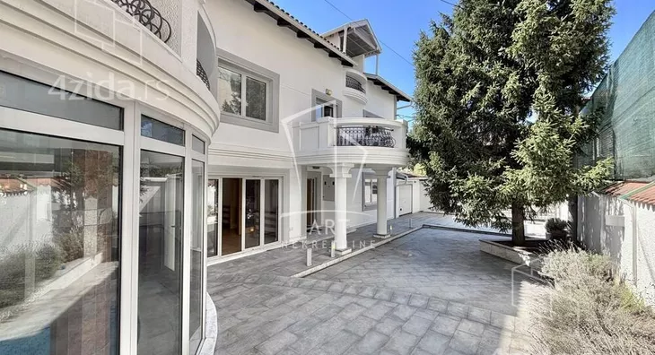 3-etažna kuća | 4zida